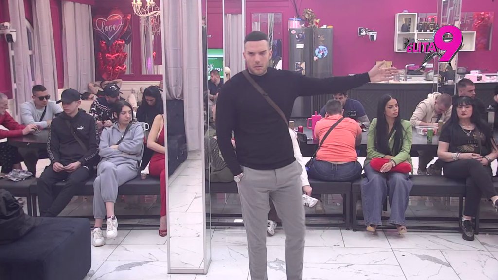 Anita lažirala trudnoću: Anđela pokušavala da uhvati na dete, isplivali skandalozni detalji njenih ucena! (VIDEO)