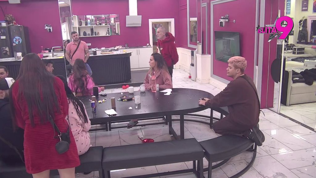 Njih osmoro su ubedljivo najlošiji ljudi u Eliti: Zbog toga će im život u Eliti ove nedelje biti drugačiji nego drugima (VIDEO)