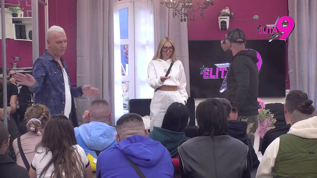 SRAM TE BILO, KLOŠARKO JEDNA: Luka rešio da otkrije pravu istinu o vezi sa Aneli, otvorio PANDORINU KUTIJU: VREĐALA SI MI MAJKU, UPLAKAN SAM... (VIDEO)