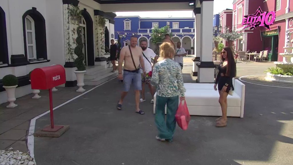 Uživo na Pinku: Mama Džehva stigla u Elitu, takmičarima se ne piše dobro!