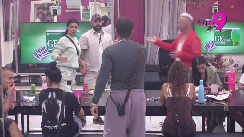 Isplivao ŠOK detalj iz Anitine prošlosti! Uroš otkrio detalje Anitinog odnosa sa Boškićem: Postojala je mogućnost da ostane trudna (VIDEO)