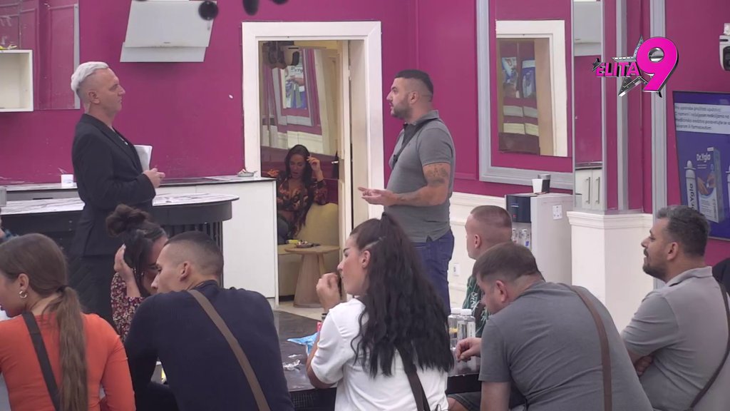 Asmin priznao da mu i dalje ozvanjaju Majine reči, učesnici ne vide trunku ljubavi u njihovoj vezi: Lupiće ih šamar realnosti kad vide roditelje! (VIDEO)