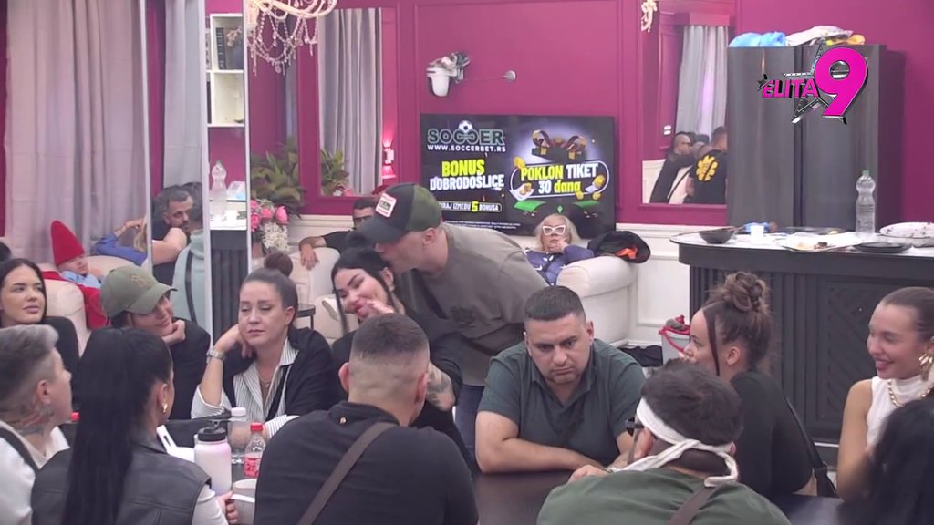 Napeto do samog kraja: Sale Luks priznao da je odlepio za Vanjom, takmičari Anđelu ne mogu da nađu zamerku! (VIDEO)