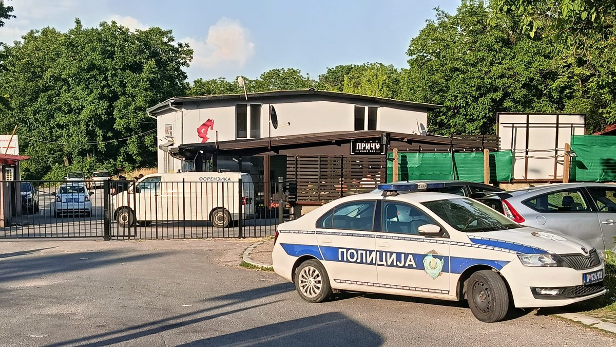 PINK.RS NA LICU MESTA! Prve fotografije nakon KRVAVOG UBISTVA u Kumodražu - Sve vrvi od policije (FOTO)