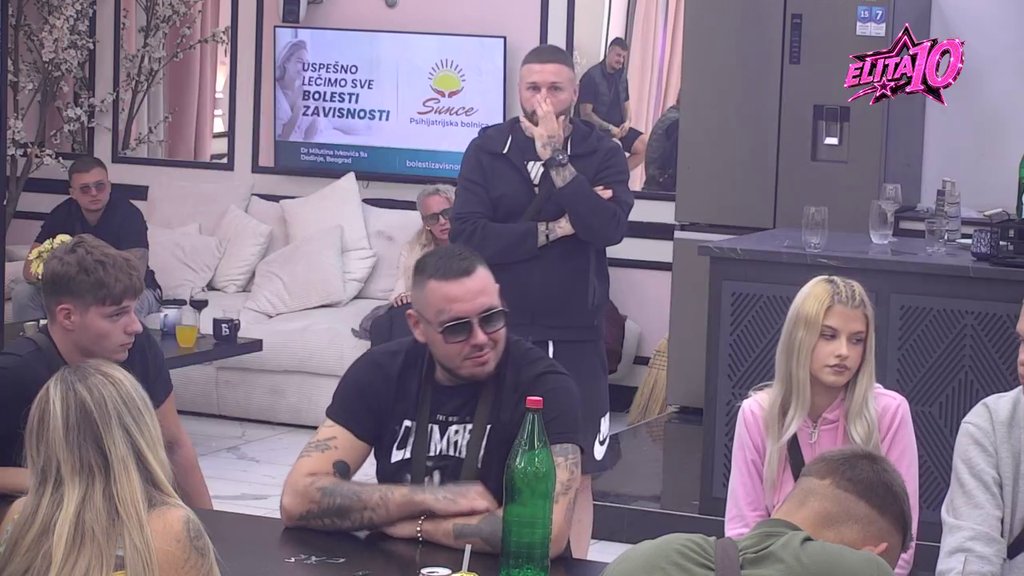 Jako zanimljiva, čudna i loša osoba: Ša bez dlake na jeziku otkrio šta zapravo misli o Caru, pa jednu stvar zamerio Aneli (VIDEO)