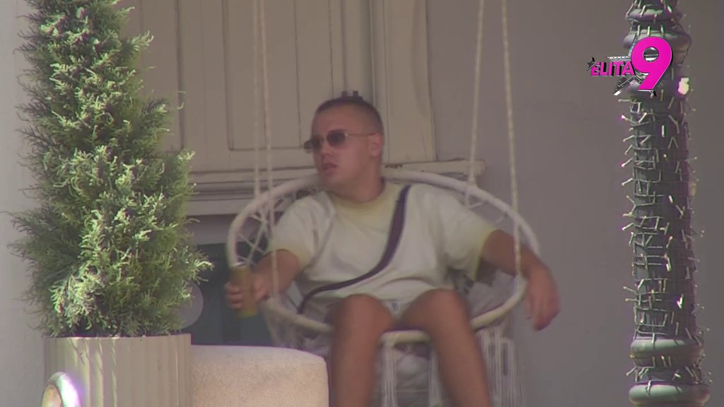 Prvog sam dobio iz ljubavi, a drugog... Janjuš otkrio da su mu Dača i Uroš kao sinovi, ali od različitih žena! Ovo je hit! (VIDEO)
