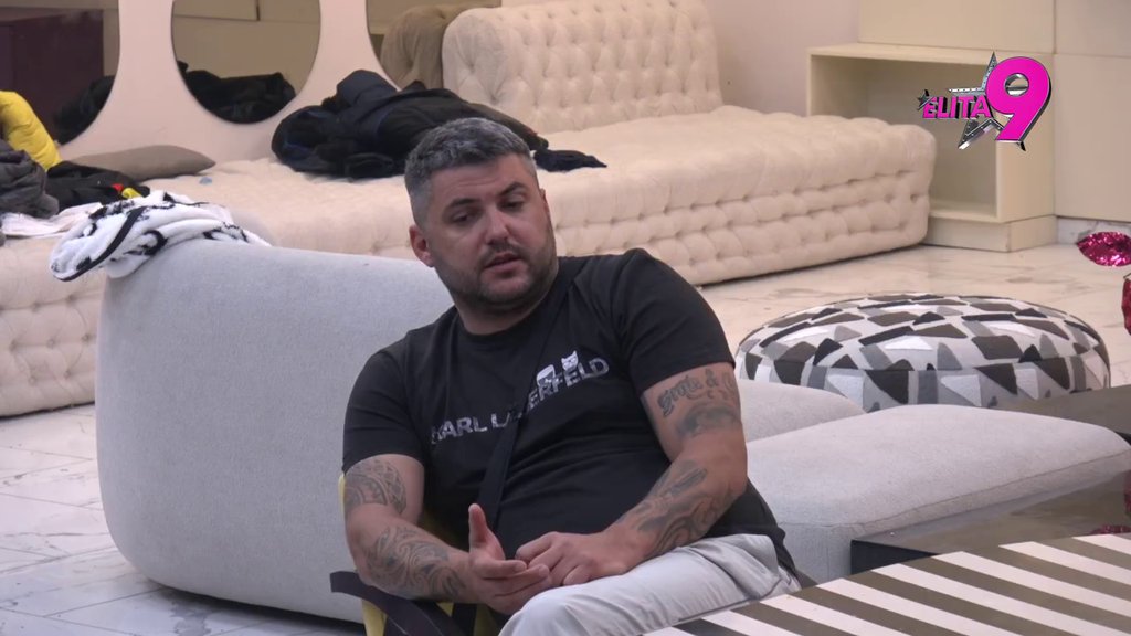 Ja nisam baš dobar sa NAŠIM JEZIKOM! Asmin počeo da zamuckuje, zaboravio vokabular kad Maja priča loše o Nori! (VIDEO)