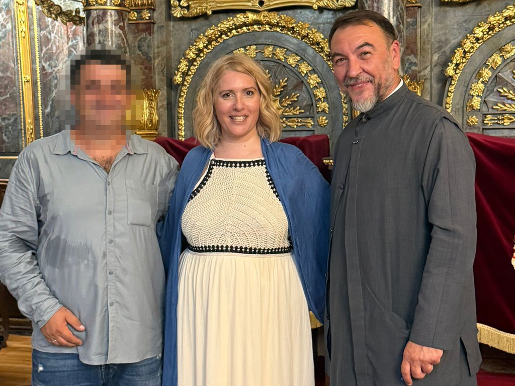 Prodao me je zbog praseta, izbacili su me iz stana: Razvodi se Jelena Golubović! Progovorila o PAKLU kroz koji je prošla zbog svekrve: Davala mi je praznu pitu i supicu iz kesice...