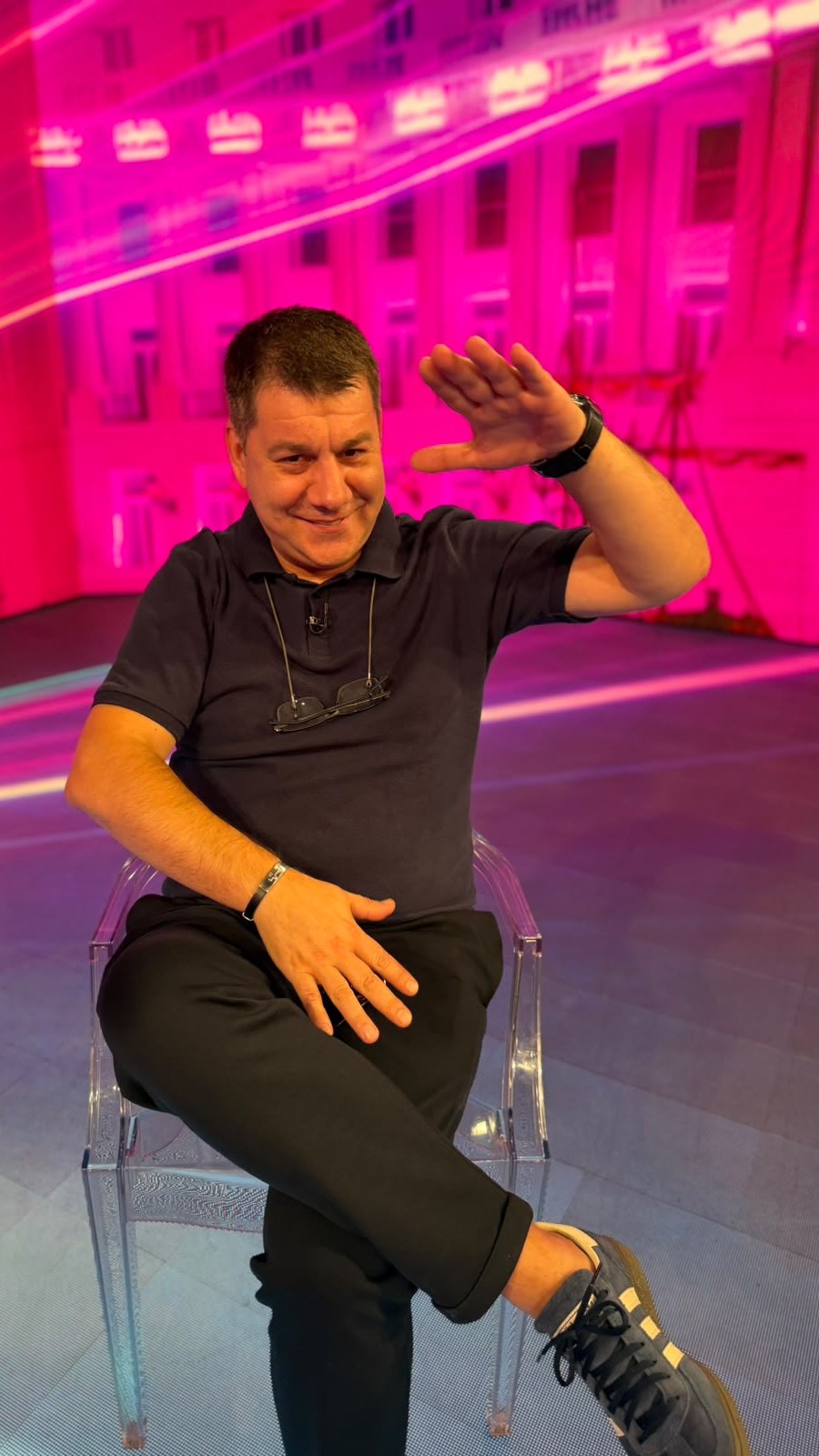 Ne verujem u opstanak Vanje i Janjuša, nisu imali vatru i žar! Ivan Marinković opleo po vezama iz rijalitija, nije zaobišao ni Maju i Asmina! (VIDEO)