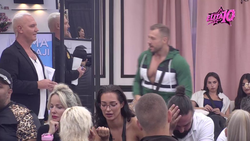 Anđela i Karić žude jedno za drugim? Takmičari sve sigurniji da se foliraju, oni ne kriju bes! (VIDEO)