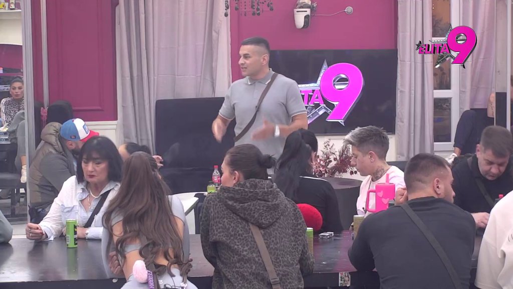 I TI I MAMA STE SPONZORUŠE I K*RVE: Uroš rastavio Sofiju na činioce, provalio šta njena majka Brankica i ona rade, a zbog Bebice menjala sve boje (VIDEO)