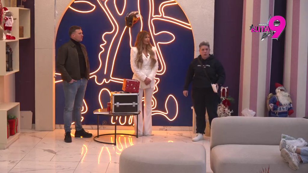 BITNIJA TI JE OSVETA OD DRUGARSTVA: Matora ODJAVILA Karića zbog dopisivanja sa Anitom, on joj odbrusio: TVOJA REAKCIJA GOVORI DA JE NISI PREBOLELA! (VIDEO)