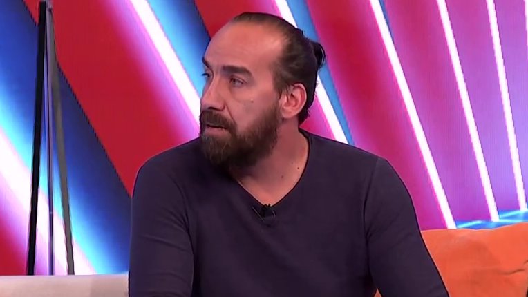 HITNO OGLAŠAVANJE MILOVANA MINIĆA! Nakon što ga je Aleksandrin bivši optužio da snima njihovu ćerku rešio da raskrinka njega i Marijanu: KRIMINALAC NA BATERIJE I LAŽNA MAJKA...