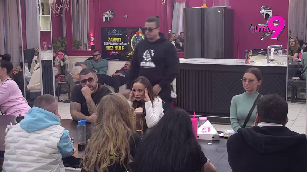 Bez dlake na jeziku: Boginja očitala bukvicu cimerima, pa žestoko potkačila Kačavendu i Anitu (VIDEO)