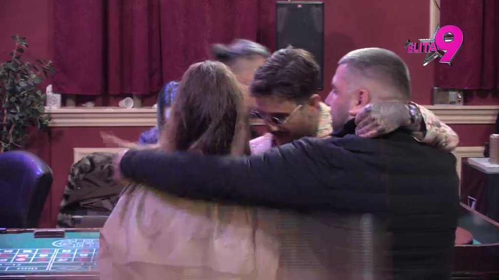 Opet promenio ploču: Alibaba od sutra ponovo postaje zaštitnik Đukića i Teodore, oni umiru od smeha! (VIDEO)