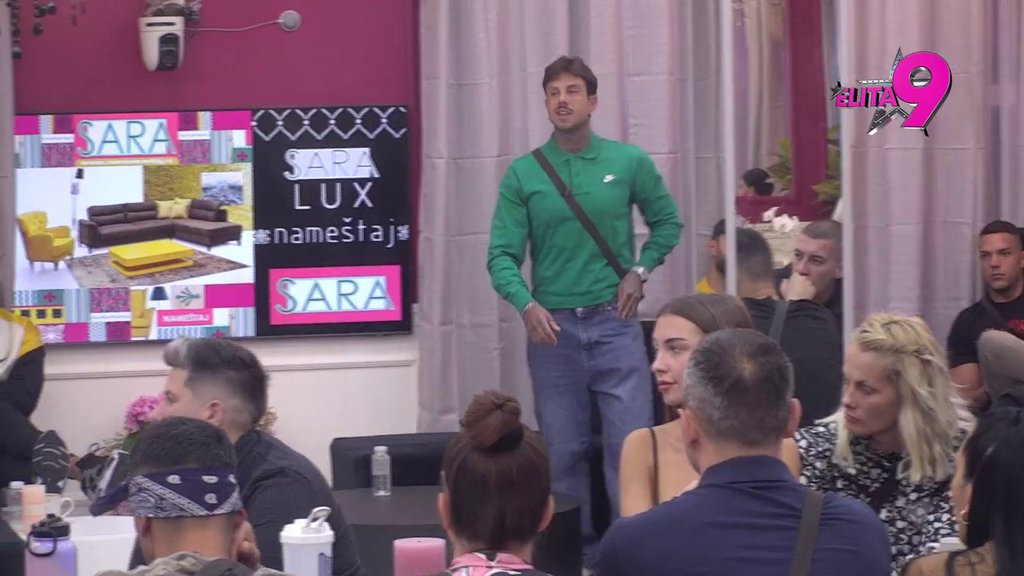 HAOS! Ivan Marinković zaratio sa celom kućom u želji da pređe na Anelinu stranu! Anđelu pala roletna, pa mu očitao lekciju (VIDEO)