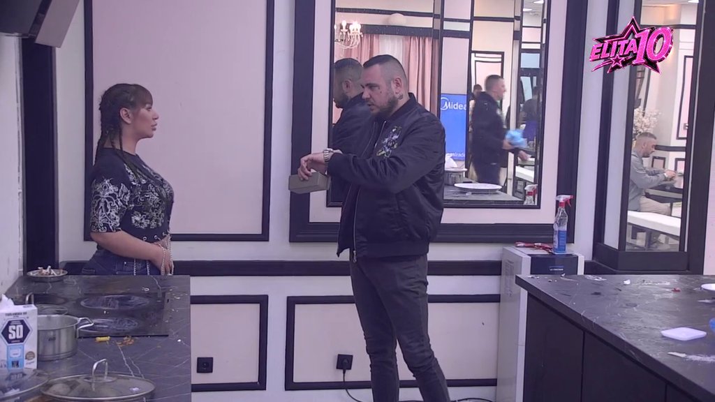 Moliš me da uđe Zola: Car ubacio u treću brzinu, pa rastavio Miljanu na činioce: Kako mi ne vređaš ćerku, kad kažeš da... (VIDEO)