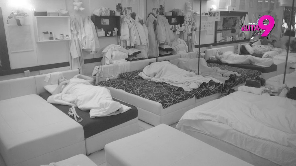 Moraćeš da znaš ko je ko u ovom gradu: Ivan brutalno zapretio Anđelu Rankoviću, on lagan kao pero! (VIDEO)