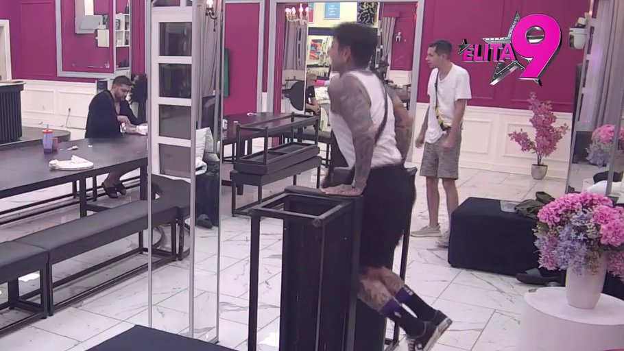 Treniraju punom parom: Đukić i Terza se bacili na pumpanje mišića, rešeni da zavedu svaku devojku u Eliti! (VIDEO)