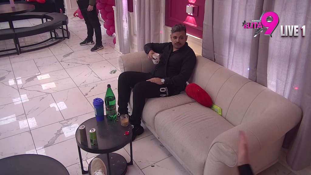 Nemam ja NIŠTA S NJOM! Bora se ustremio na Filipa zbog Boginje, ĐUKIĆ SE PONOVO OGRADIO! (VIDEO)