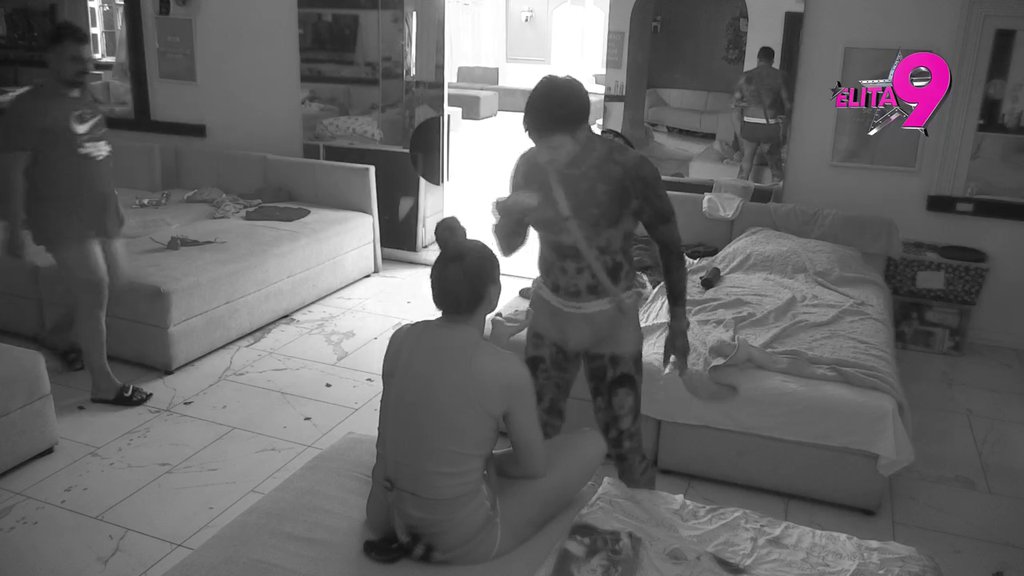 Dežurna radnica Dušica Đokić: Jedva dočekala da primi Filipa u krevet, pijani Đukić opet zaboravio da je ludo zaljubljen u Aneli! (VIDEO)