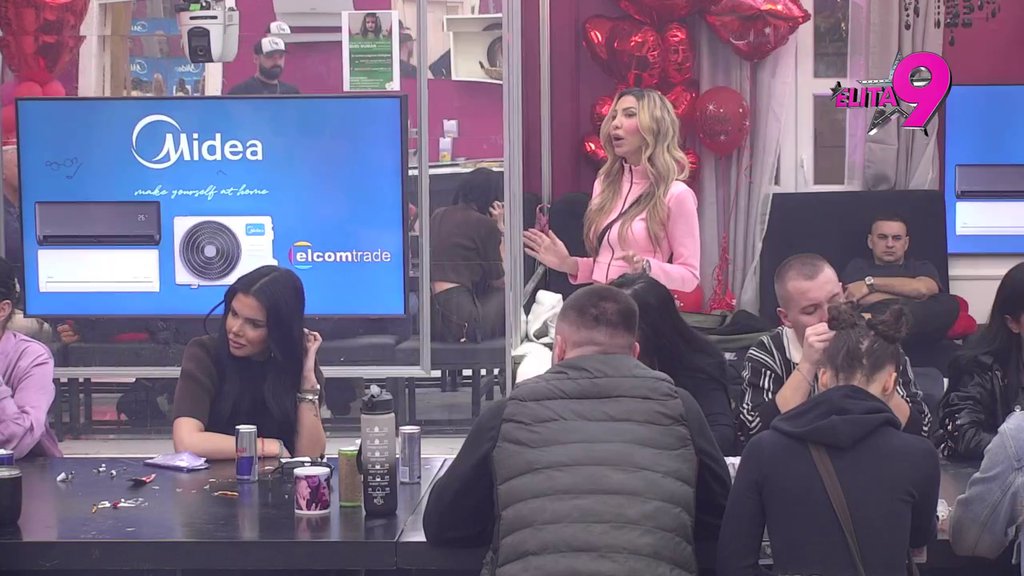 LUKA PROGLAŠEN NAJVEĆOM PAPUČOM ELITE 9! Mina pecnula Viktora za Aneli, Ahmićeva demolirala Vujovića: Ugušio me je zbog toga, zato sam i presekla (VIDEO)