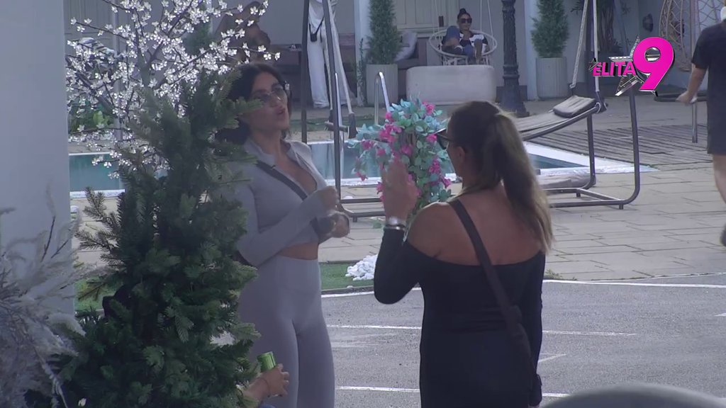 HAOS U NAJAVI! Stanija sigurna da je Kačavenda bila sa Anđelom, njoj pukao film: Ti o meni misliš da sam ološ! (VIDEO)