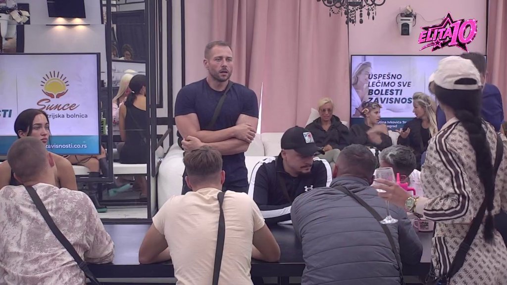 Dugo glupljeg dečka nisam video! Ivan Marinković izrešetao nove učesnike, oni su mu na listi za ispadanje (VIDEO)