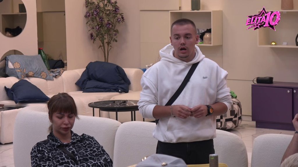 Karić je branilac Aneli, sve radi SELJAČKI NAMAZANO! Dača žestoko opleo po Stefanu, Ahmićka odmah skočila (VIDEO)