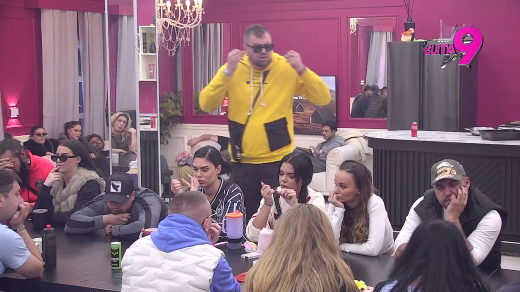 Ljiga ti je ona koja me tužila... Aneli ponovo urniše Janjuša, on pobesneo! (VIDEO)