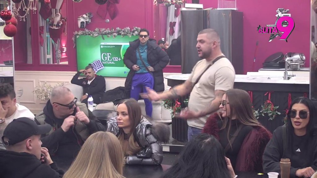 Ivan zaratio sa Asminom, Filip prozvao Teodoru! HAOS ZA CRNIM STOLOM NA POČETKU ANKETE! (VIDEO)