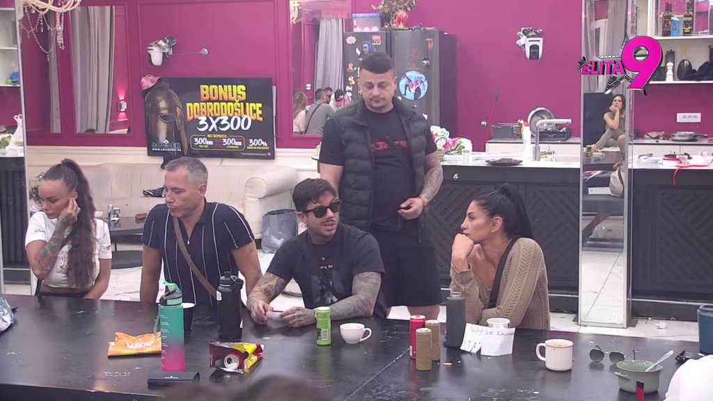 Da, bila bi sa Filipom, ali zbog... Luka skočio kao oparen, smatra da Aneli manipuliše s Đukićem s OVIM (VIDEO)