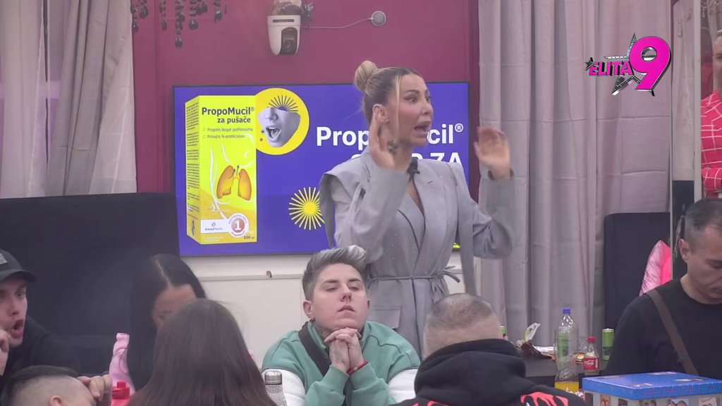 Za tri sezone ih nisam imala toliko za noć: Anita razvezala jezik i brutalno isprozivala Aneli, bukti rat! (VIDEO)
