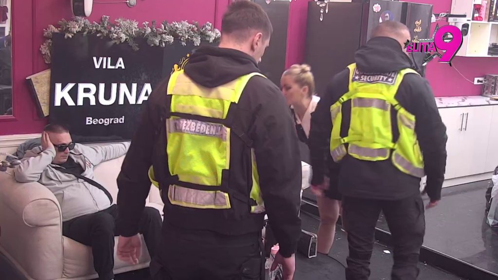 Karambol u Eliti: Jovana pljunula Alibabu zbog psovki i dobila nazad istom merom, umešao se Uroš i nastao haos! (VIDEO)