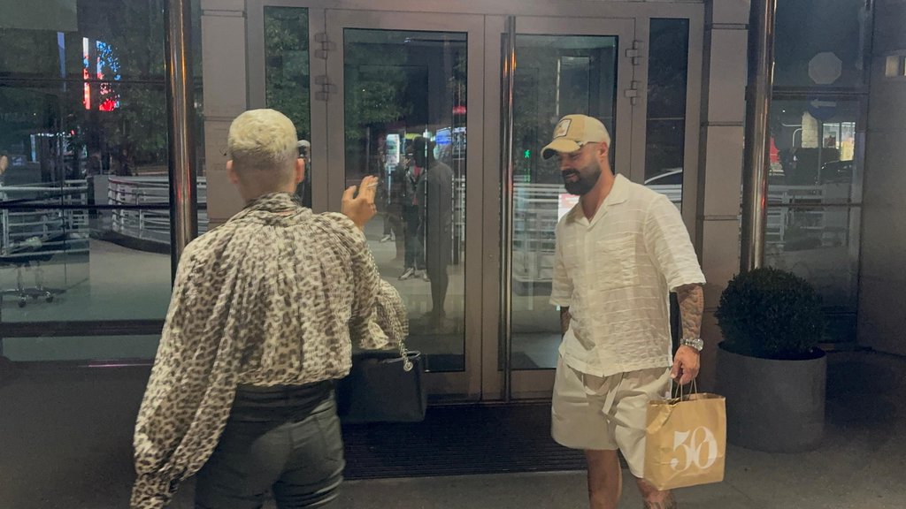 SKANDAL EPSKIH RAZMERA! Luka izgoreo tokom žestoke rasprave, pa pljunuo Uroša u facu! Odmah pozvao Karića i Aneli, zajedno se nasladili (VIDEO)
