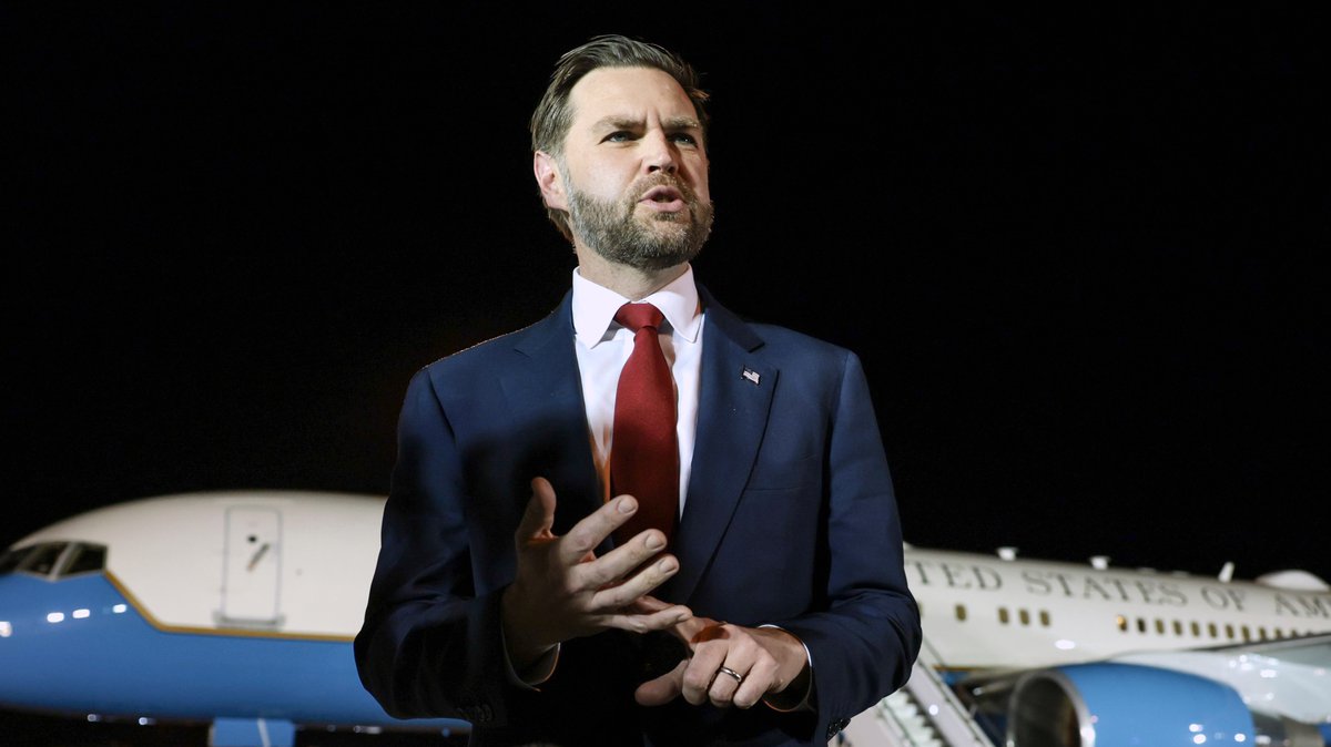AMERIČKI POTPREDSEDNIK SE HITNO OGLASIO: Vens otkrio detalje pregovora Amerike i Irana u Švajcarskoj