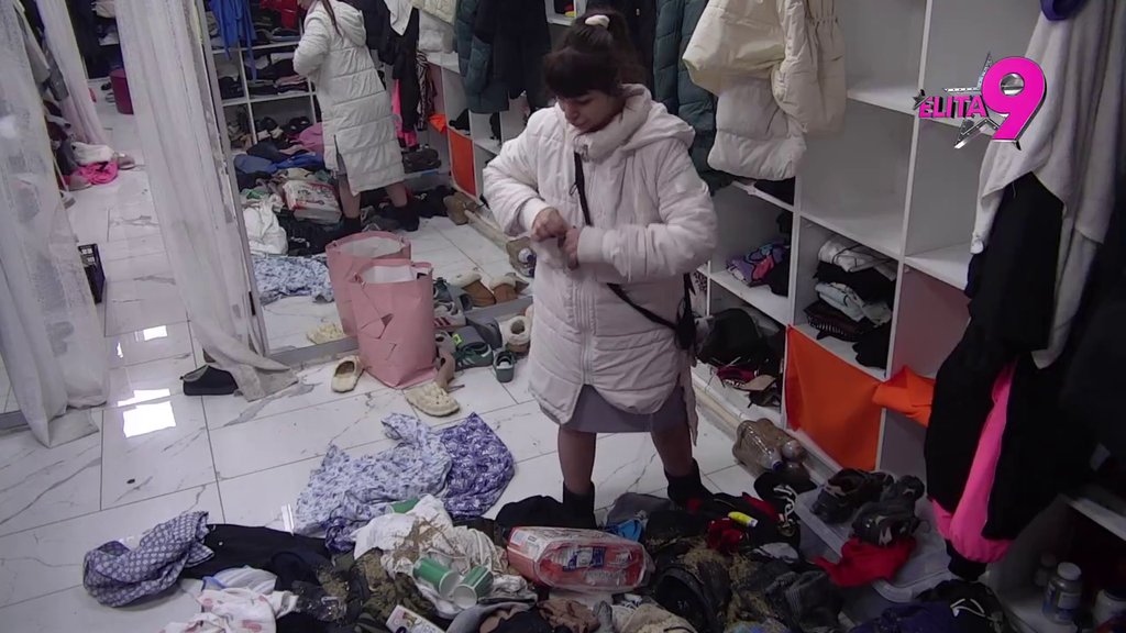 KRŠ I LOM NA SVE STRANE! Miljana divlja po imanju i uništava Ivanove stvari! (VIDEO)