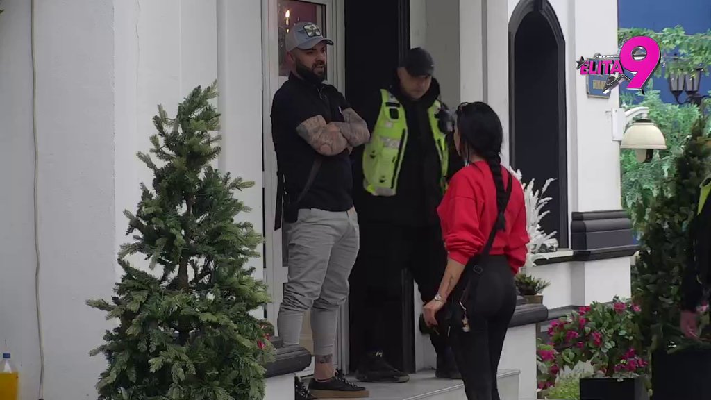 LETI PERJE NA SVE STRANE: Luka i Anita u žestoko okršaju, oboje pokazali da im Anđelovo postojanje DRMA KAVEZ! (VIDEO)