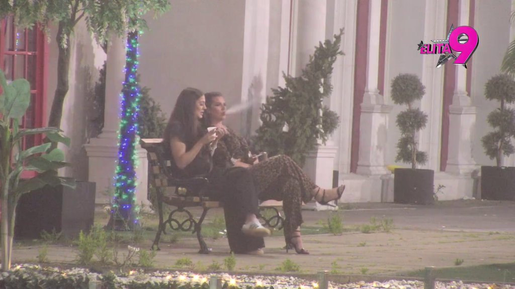 ZAMALO DA SE SMUVAMO: Sandra sa Anastasijom oplela po Hani, pa priznala da joj se dopada Nerio! (VIDEO)
