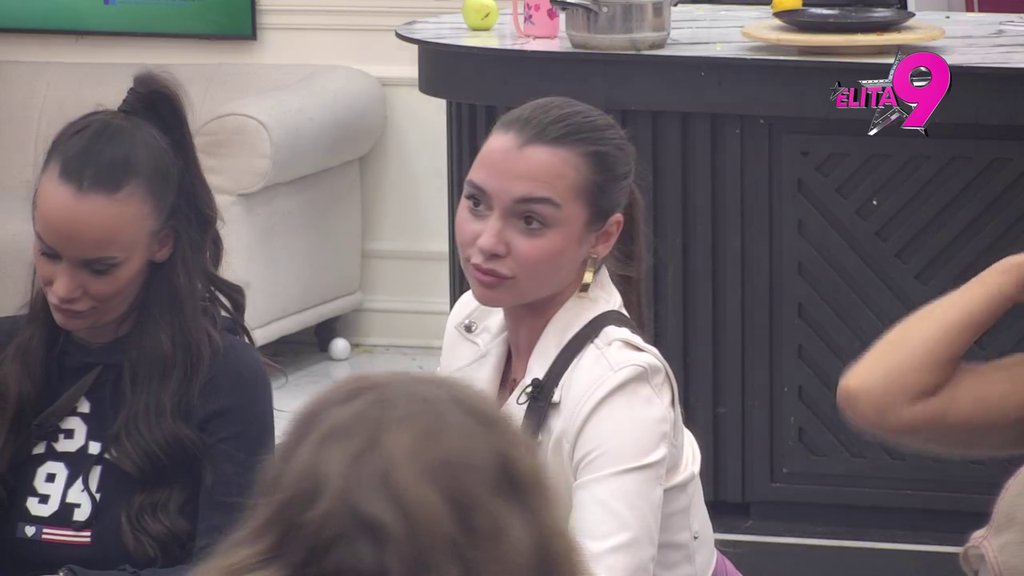 Niko ne veruje šta sluša! Luka i Anita doneli odluku da ukinu intimne odnose, Ivan posle Anđelove reakcije rešio da obnovi vezu sa Vanjom! (VIDEO)