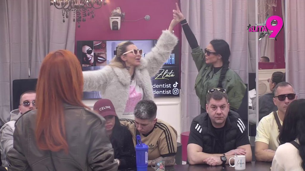 Crna mamba i lavica zajedno protiv svih: Maja i Aneli dale Jovani pevačicu šut-kartu, ona ih proglasila blamovima! (VIDEO)