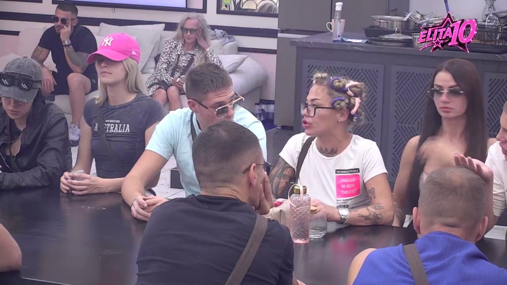 OVO JE KRINDŽ! Biljana zamerila Velji što je nije branio, on je OSTAVIO PRED SVIMA: Mnogo palamudi, nećemo više pričati (VIDEO)
