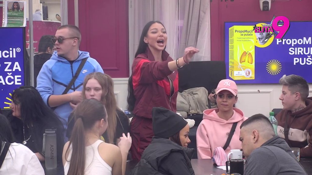 FATALNA KOMBINACIJA! Maja rešila da se obračuna sa Đukićem! Asmin počeo da je brani, Aneli stala uz Filipa! (VIDEO)