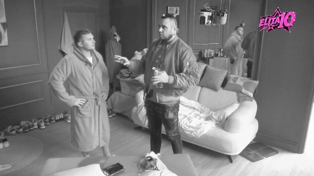 Spremite stomake za smejanje! Car, Ivan, Karić i Poršelina upali usred vrele akcije Đukića i Laure, Filip ga prekorio: I ti voliš?! Od danas branim Aneli (VIDEO)