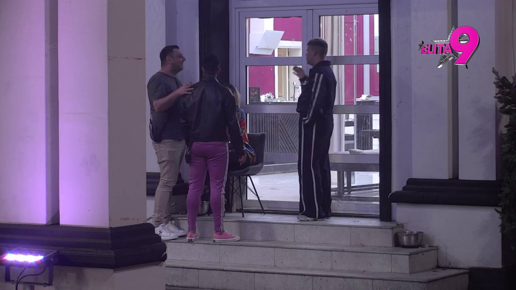 Nismo u vezi, ne možeš mi govoriti šta da radim: Aneli umislila da može sa Filipom kako ona hoće, on je postavio na svoje mesto (VIDEO)