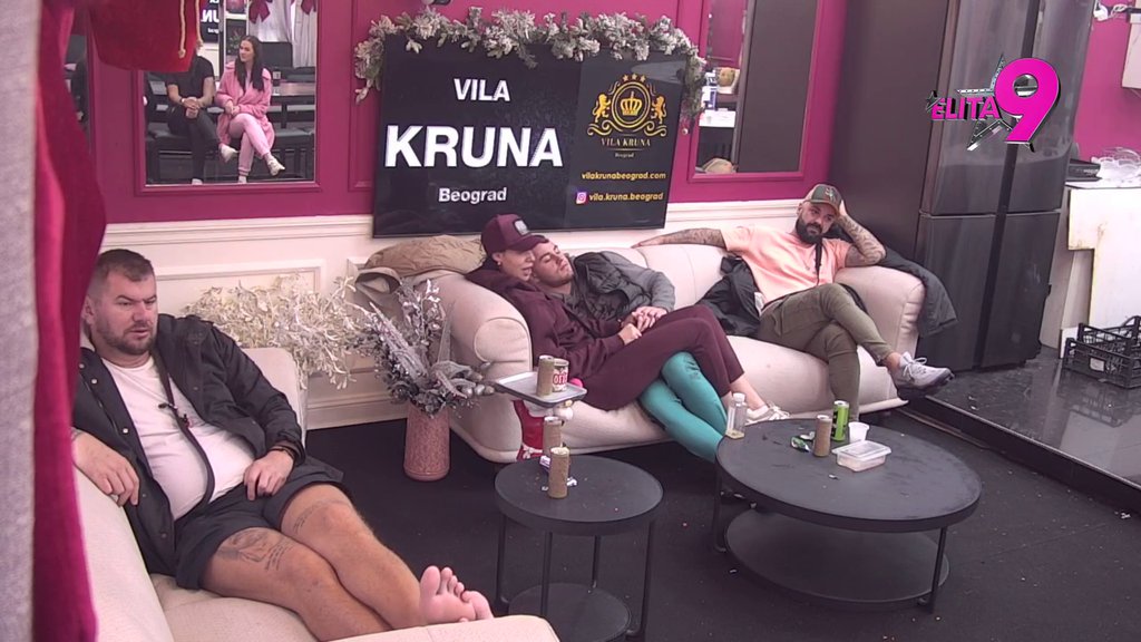 Tu sam da te vratim na pravi put: Janjuš ne može da odoli Aniti koliko je dobra, spreman da uradi sve za nju! (VIDEO)