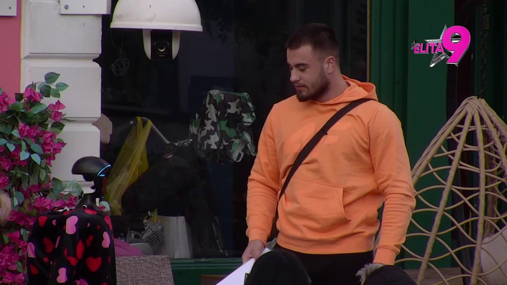 Aneli im i dalje kamen spoticanja! Mina i Viktor priznali da im Ahmićka i dalje kvari vezu! (VIDEO)