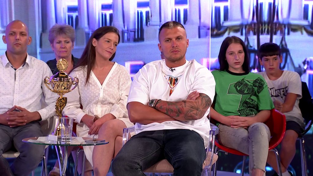 ŠOK! Gledateljka detaljno izanalizirala Karića, anketom došla do OVOG ZAKLJUČKA! (VIDEO)