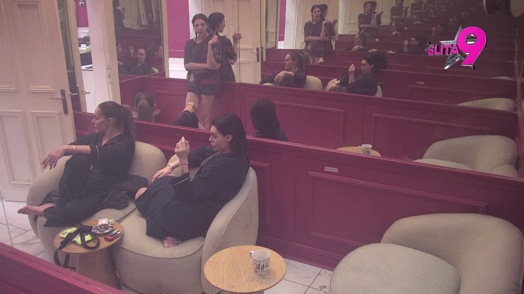 Hana Duvnjak trudna? Poverila se Mini Vrbaški, sve više oseća ove simptome! (VIDEO)