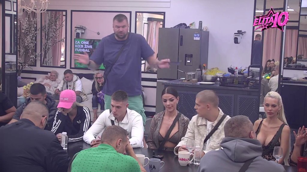 Muk u Beloj kući! Janjuš otkrio šta misli o Caru posle svega, on spustio glavu (VIDEO)